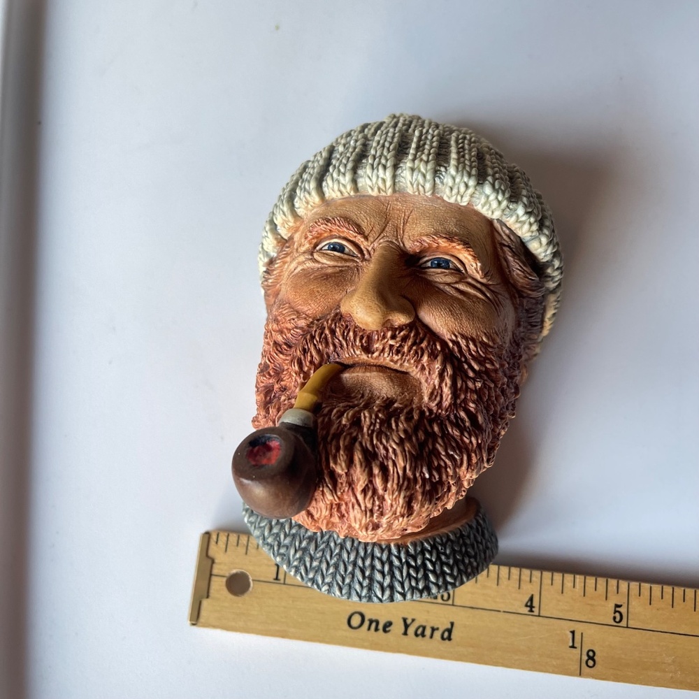 Bossons Chalkware Head Fisherman with Pipe and Stocking - Picture 6 of 9